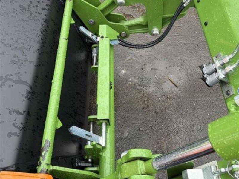 Fendt FRONTLADERSCHWINGE