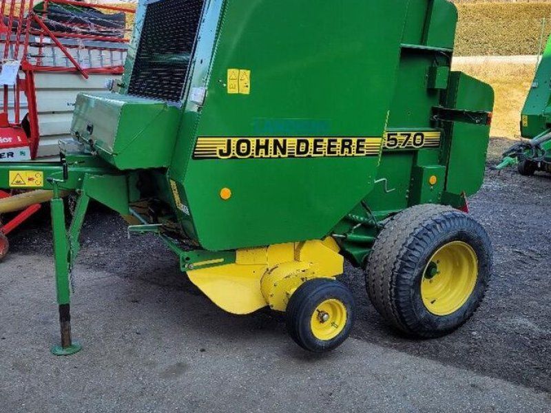 John Deere 570