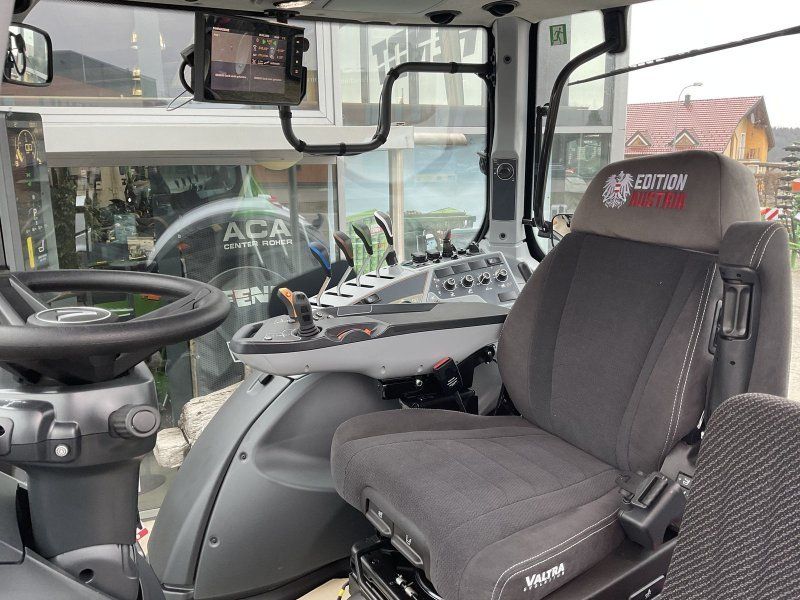 Valtra T235 Active