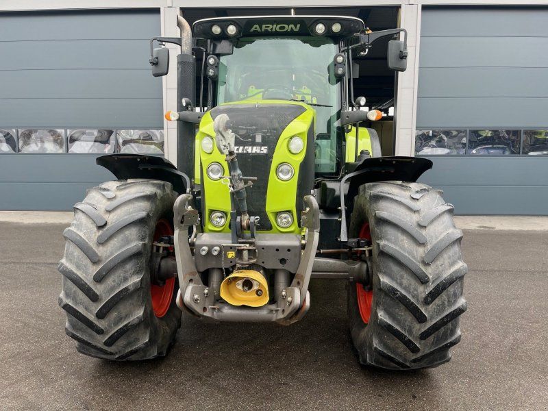 Claas Arion 620 CIS