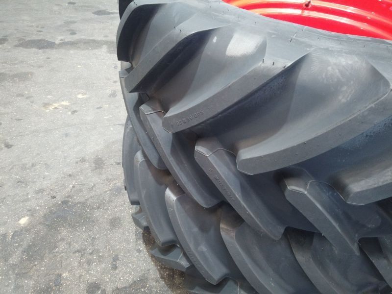 Michelin RÄDER 540/65R30 143D