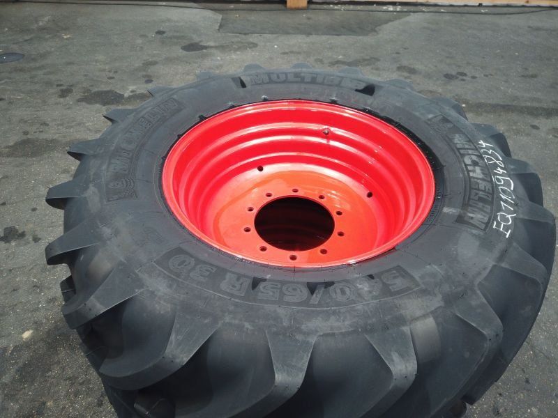 Michelin RÄDER 540/65R30 143D