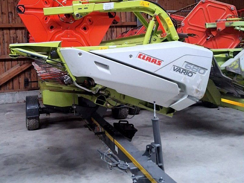 Claas Lion 660 3D, 1.689 Std. Mercedesmotor, 680V & Wagen