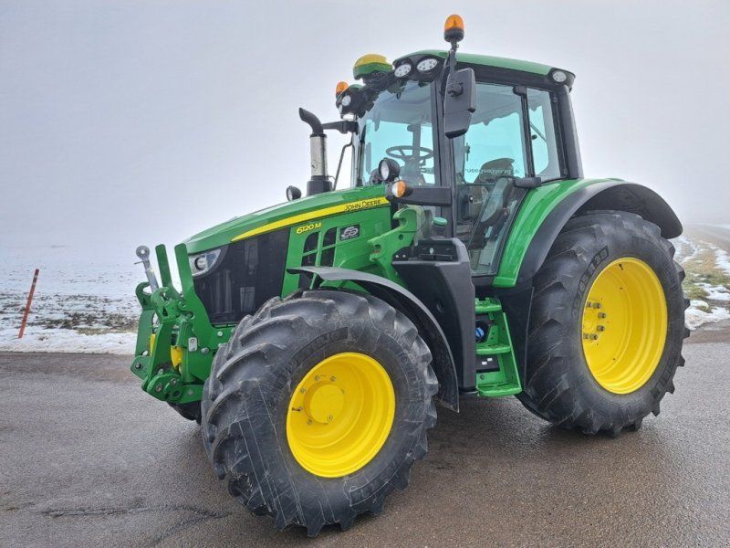 John Deere 6120 M