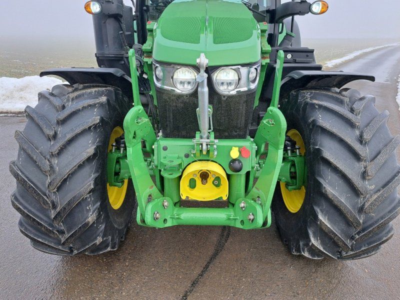 John Deere 6120 M