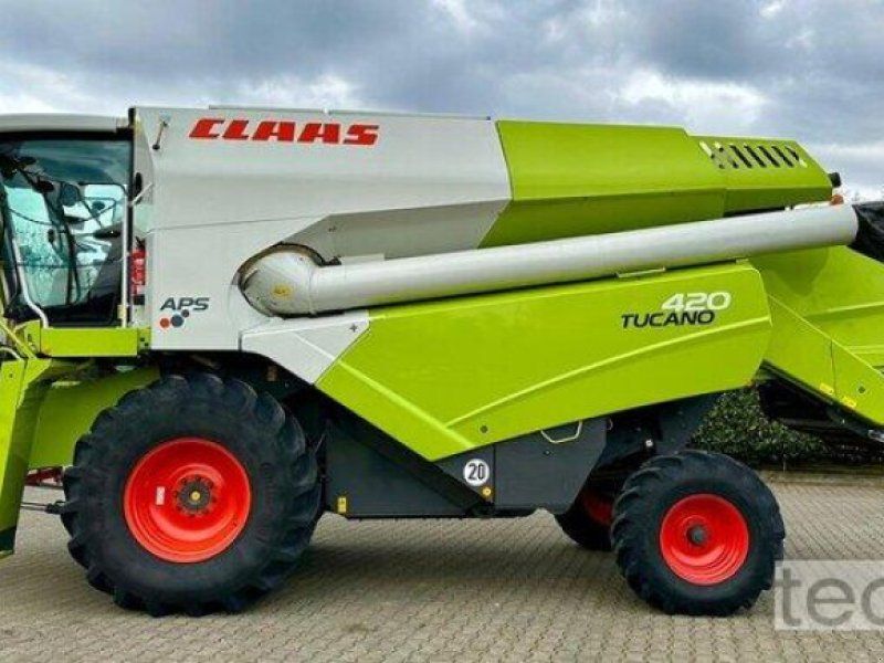 Claas Tucano 420 + Vario 540