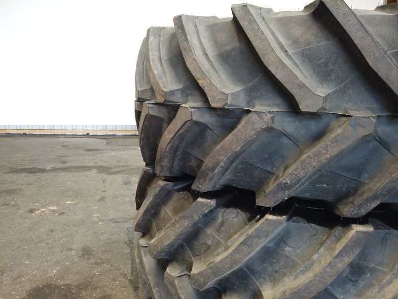 Fendt 2 RÄDER 540/65R28 TB 516 G3