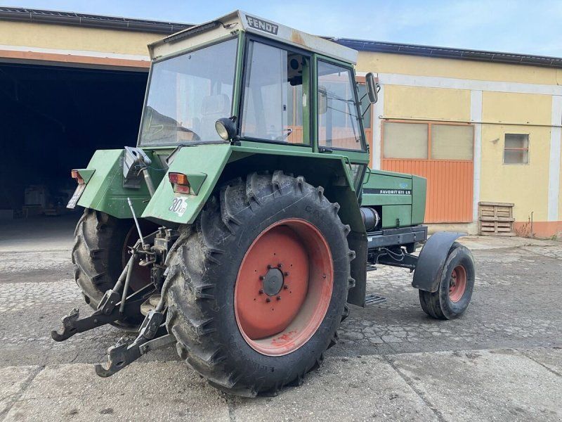 Fendt Favorit 611 LS