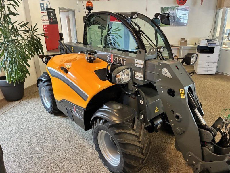 Giant GT5048