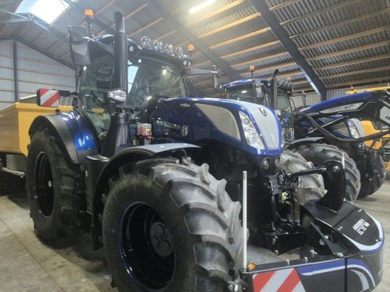 New Holland T7.300