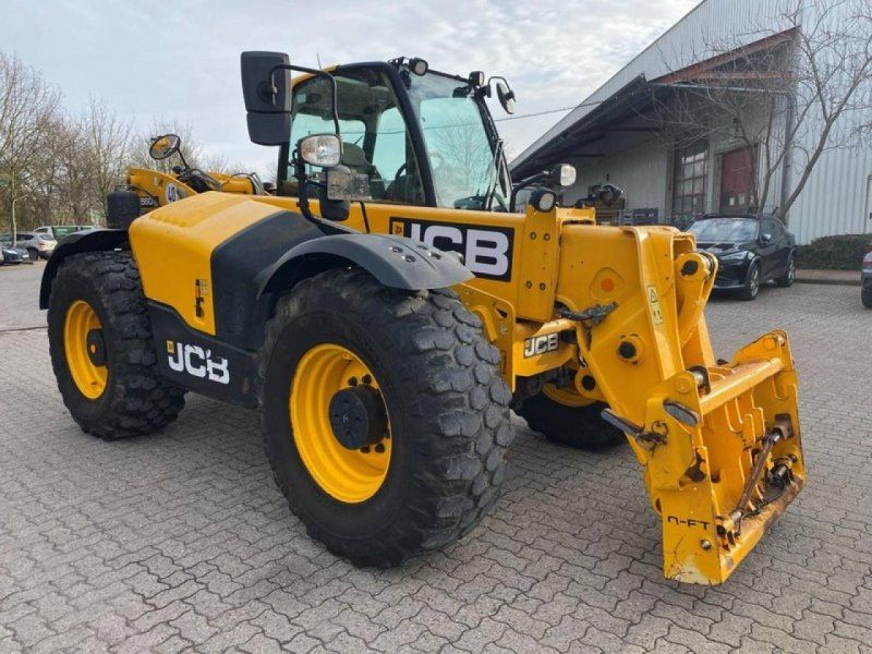JCB 560-80 AGRI SUPER