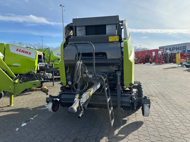 Claas Variant 485 RC Pro