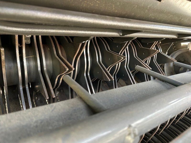 Claas Variant 485 RC Pro