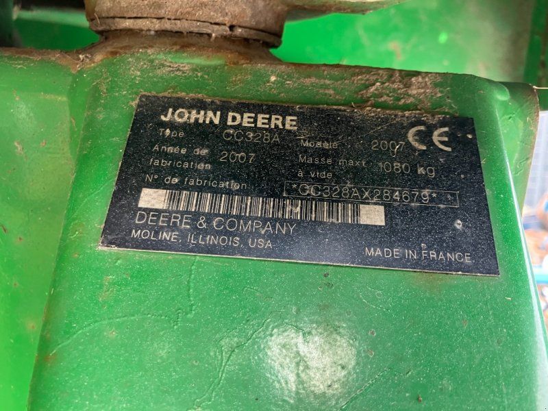 John Deere 328 A