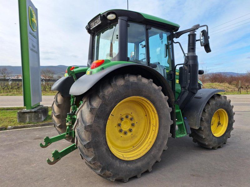 John Deere 6090M