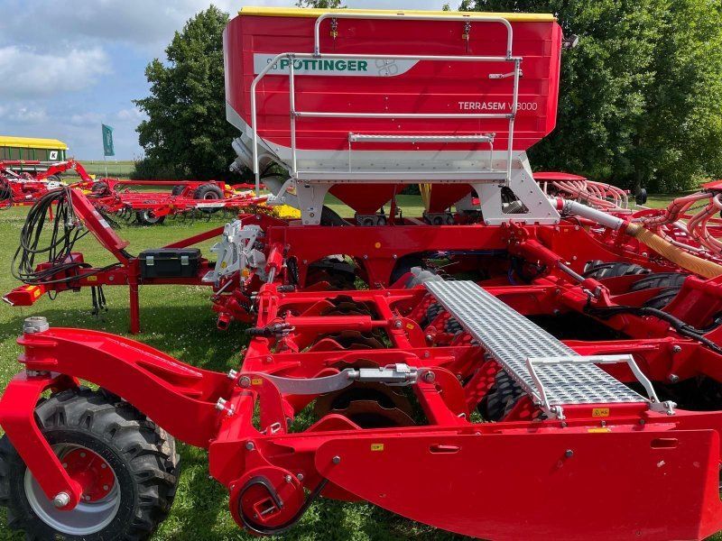 Pöttinger TERRASEM V 8000 D
