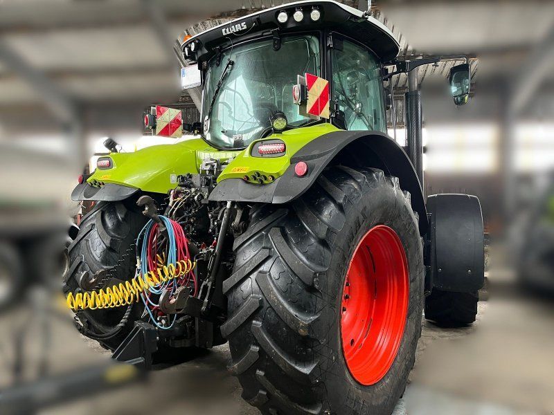 Claas AXION 870 CMATIC er AXION 800