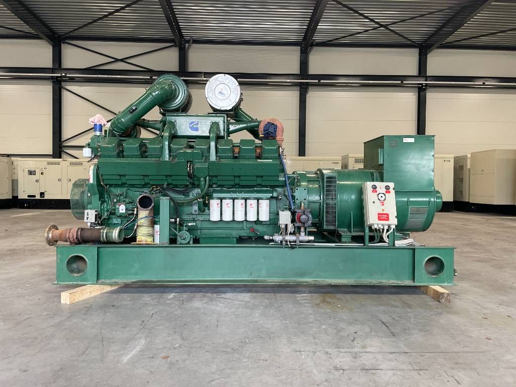 Cummins KTA-50-G1 - 919 kVA used generator - DPX-12657