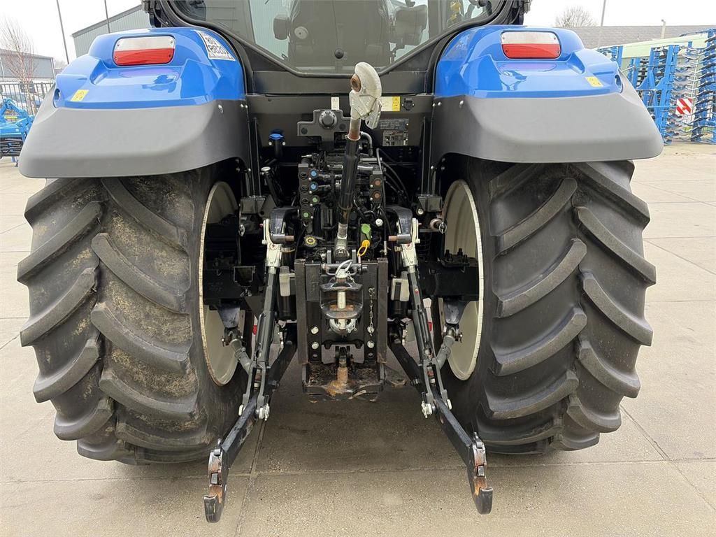 New Holland T6.155