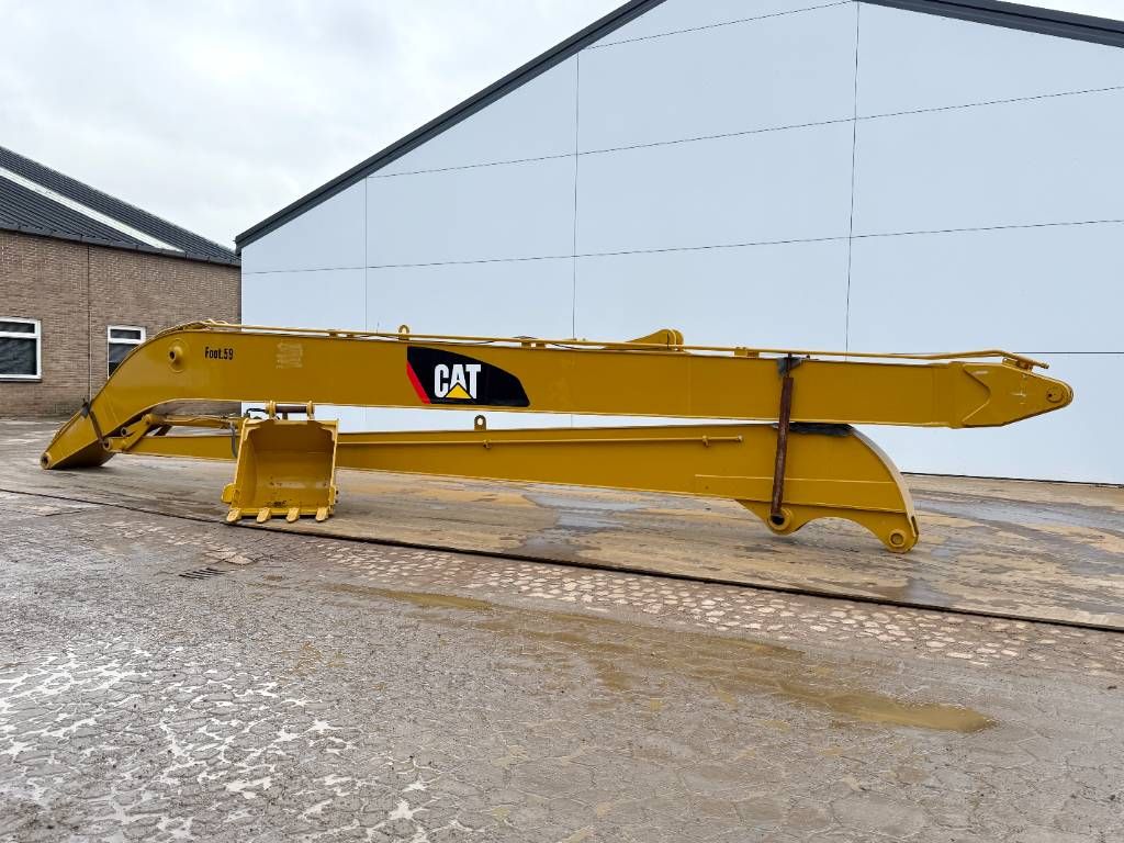 CAT Long Reach Attachments 18m - Fits to 20-25t