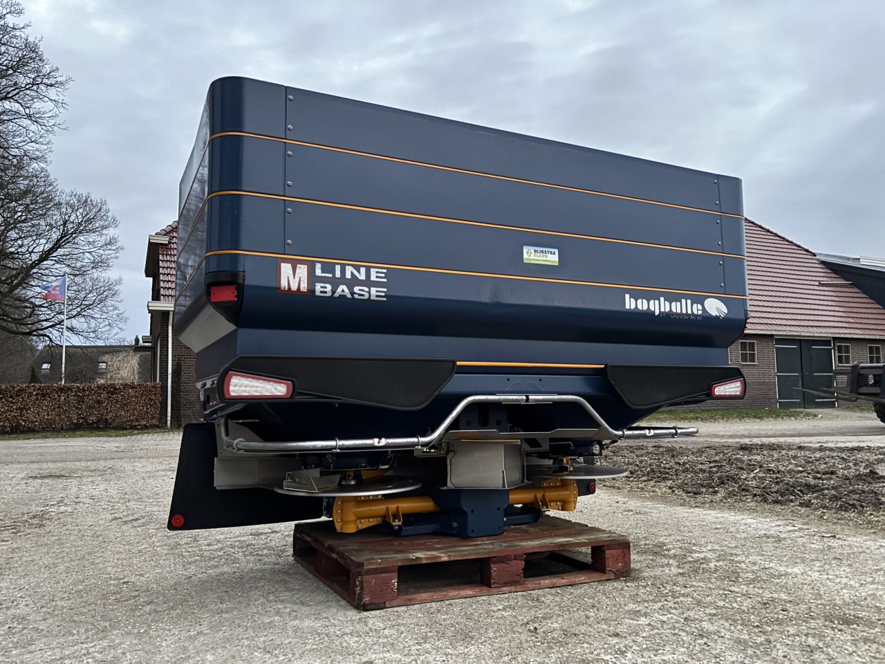 Bogballe M35W kunstmeststrooier met weeginrichting