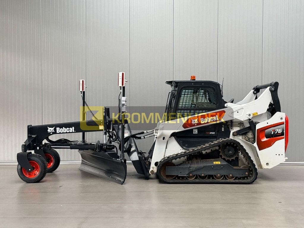 Bobcat T 76 + Laser-Grader 244 cm KH9535