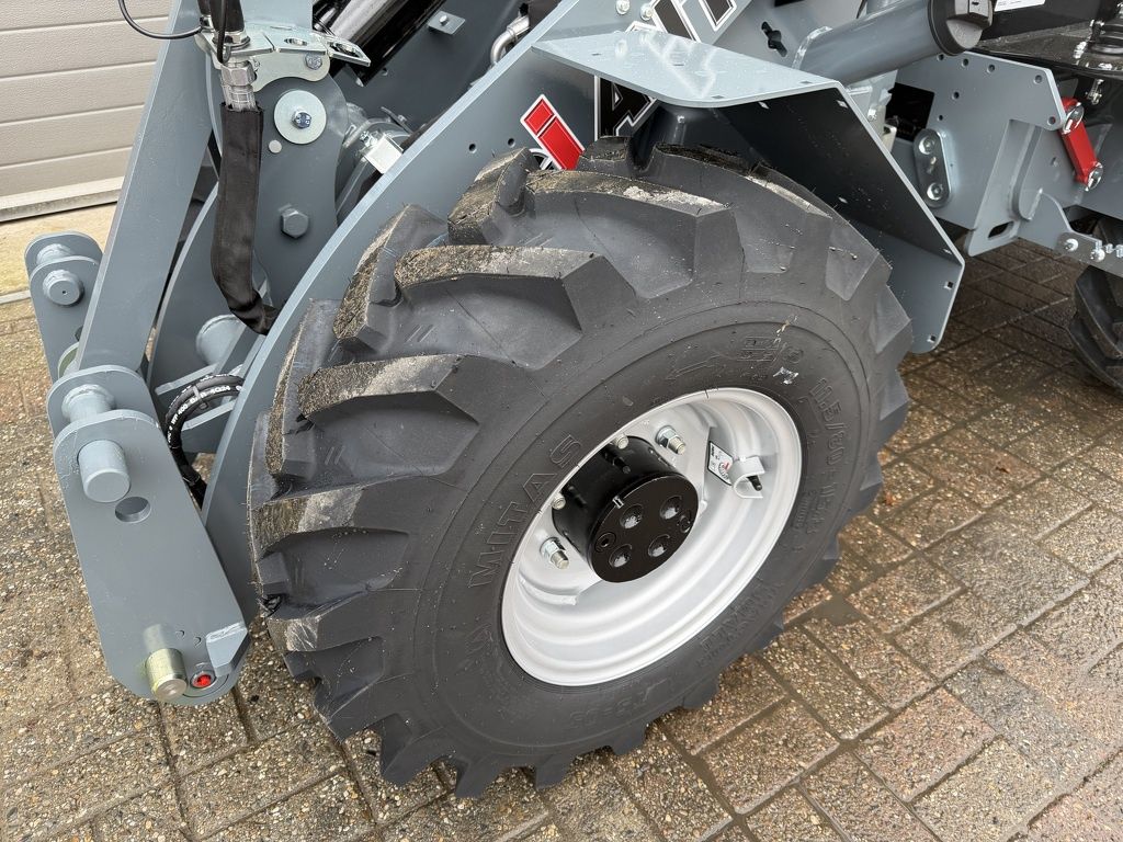 Giant G2700 X-TRA HD+ minishovel NIEUW 110 CM breed / goedkope uitvoering!