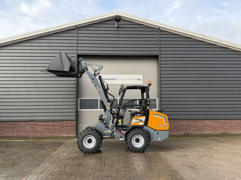 Giant G2700 HD minishovel / kniklader NIEUW 110 cm breed / goedkope uitvoering