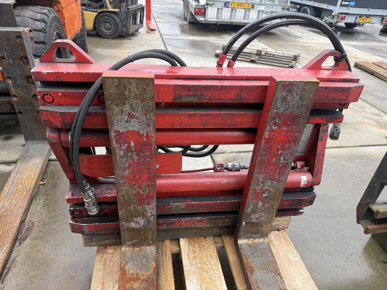 Degelijke 2.5 tons vorkenspreider met Sideshift - buiten bord