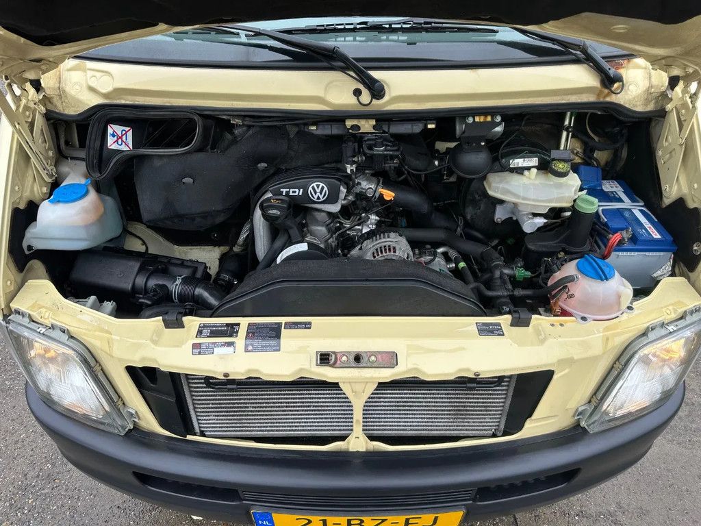 Volkswagen LT 46 / NL BUS / ONLY 122.000KM / MANUAL / EURO3