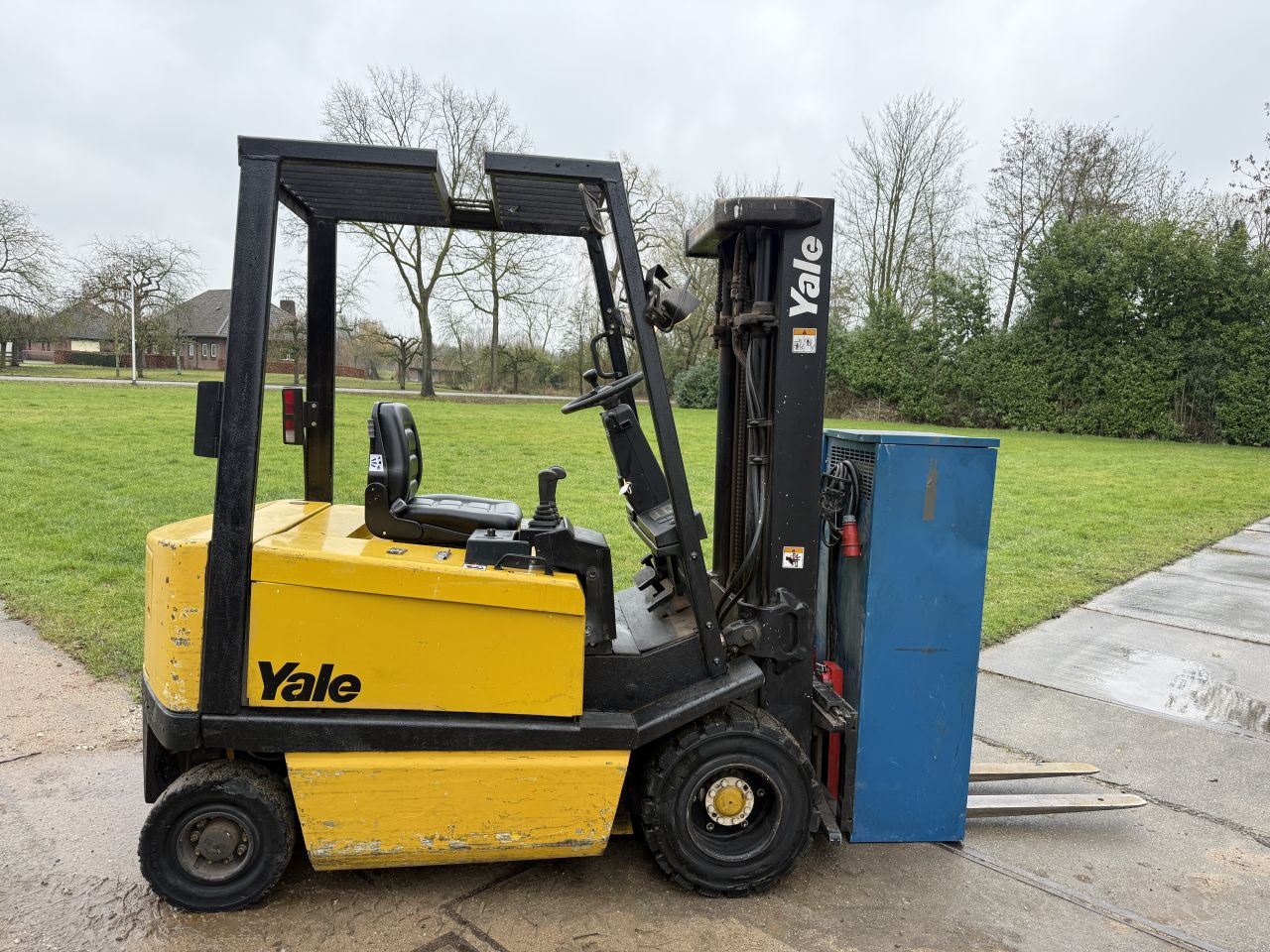 Yale 2 tonner elektrisch triplo