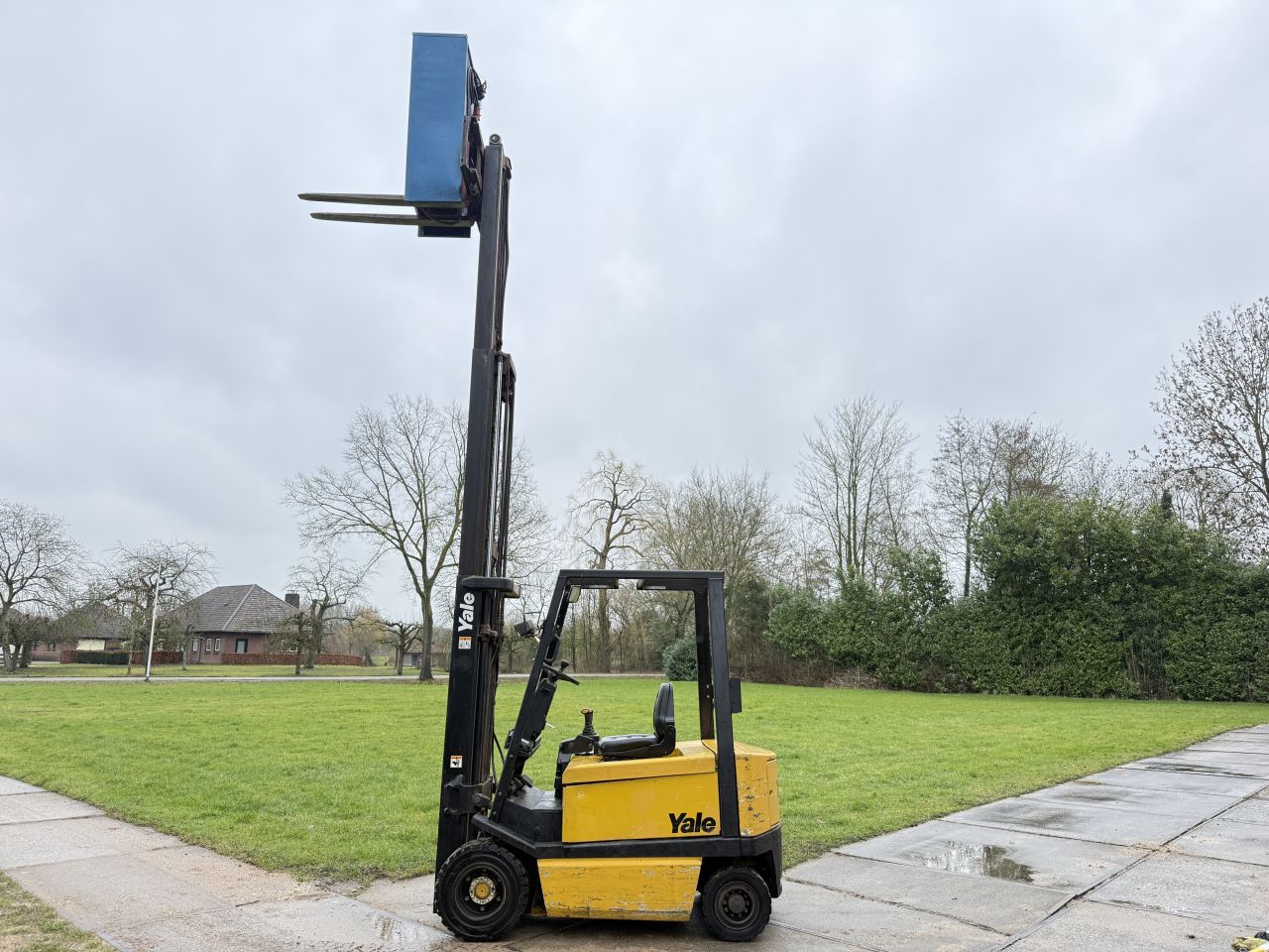 Yale 2 tonner elektrisch triplo