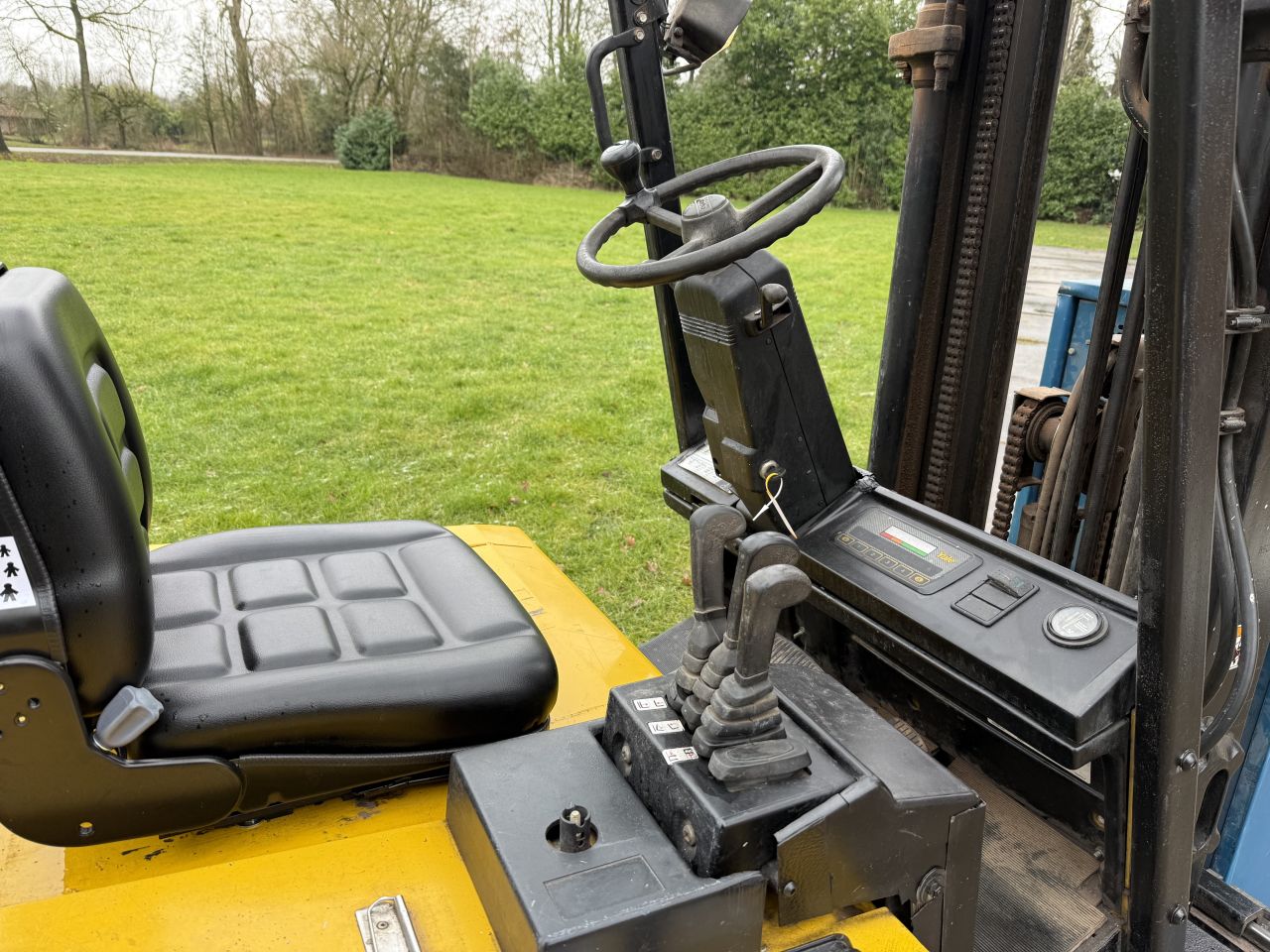 Yale 2 tonner elektrisch triplo