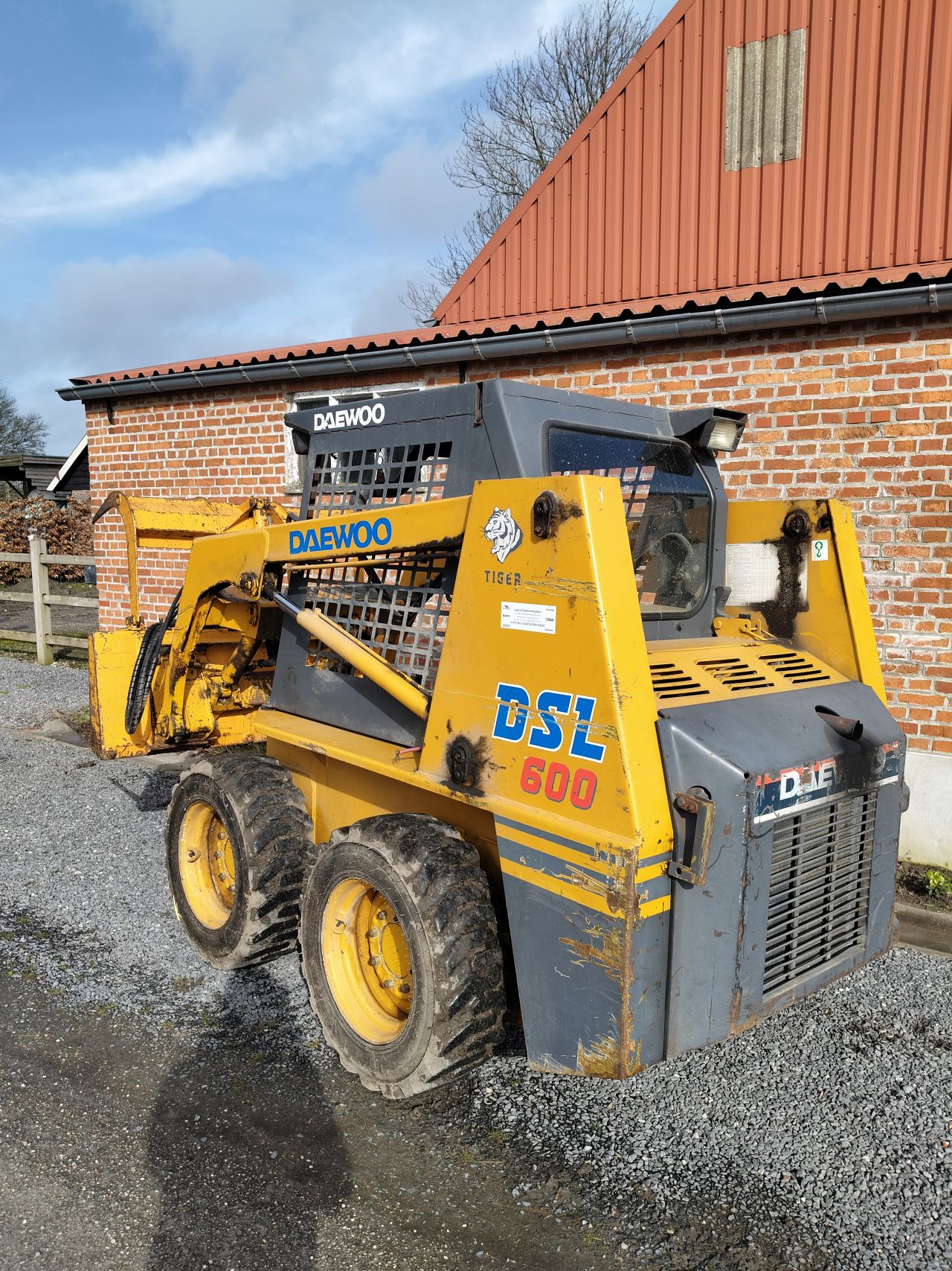 Schranklader daewoo DSL600