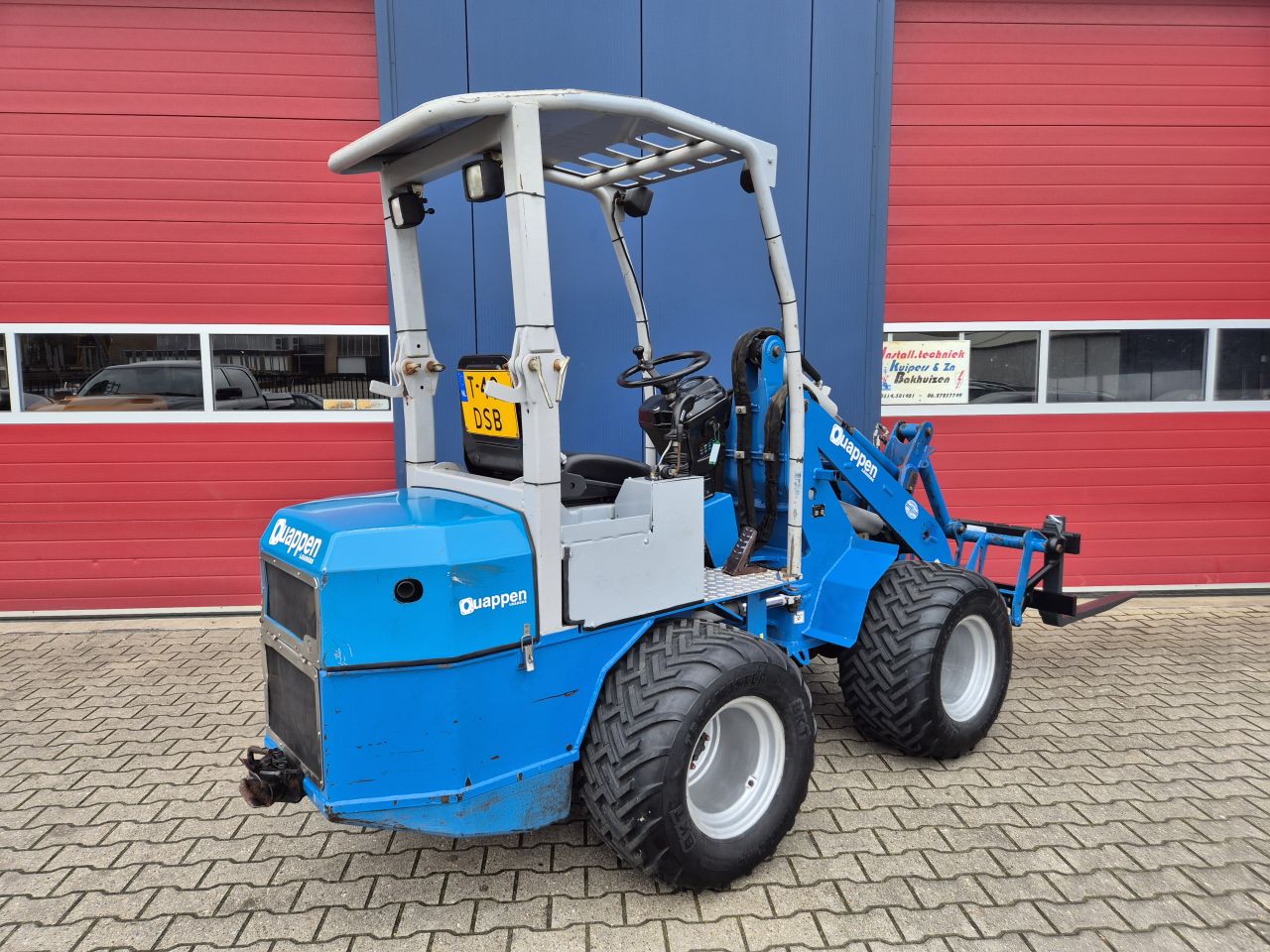 QUAPPEN Q27 SHOVEL YANMAR 37PK KENTEKEN BOUWJAAR 2012