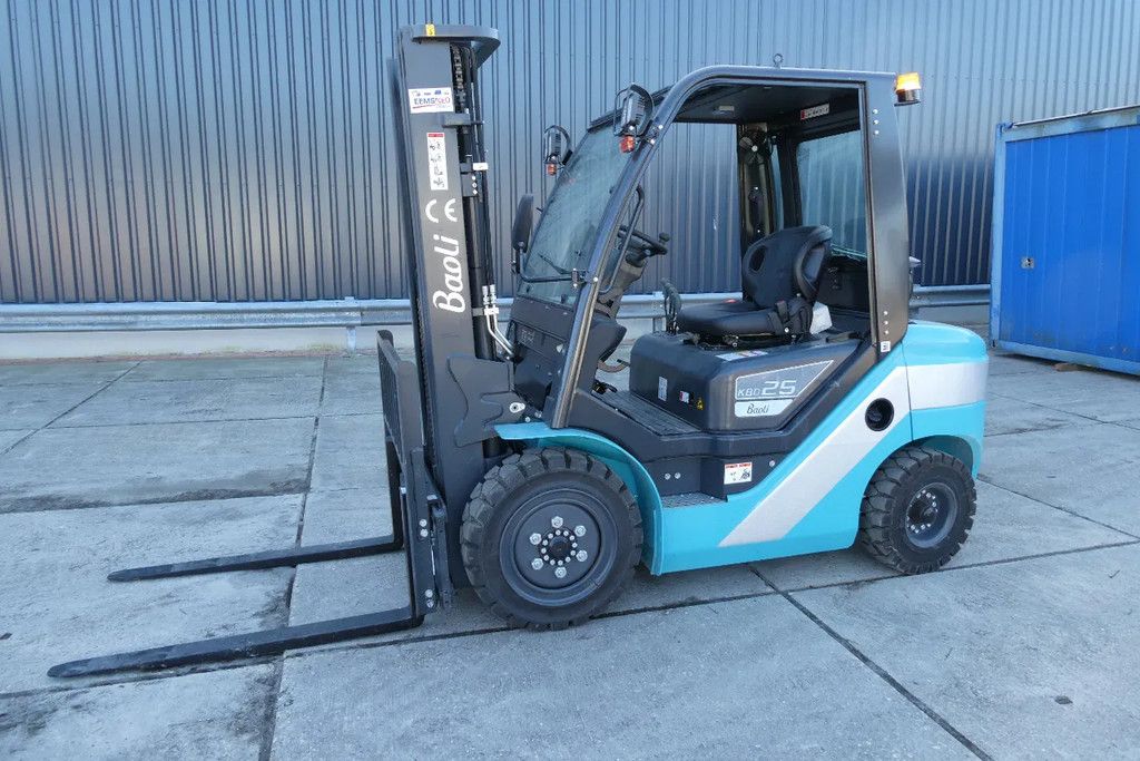 Baoli Diesel Overjarig weinig uren!! Lease € 345,-- p/m!!* KBD25 halfcabine!!