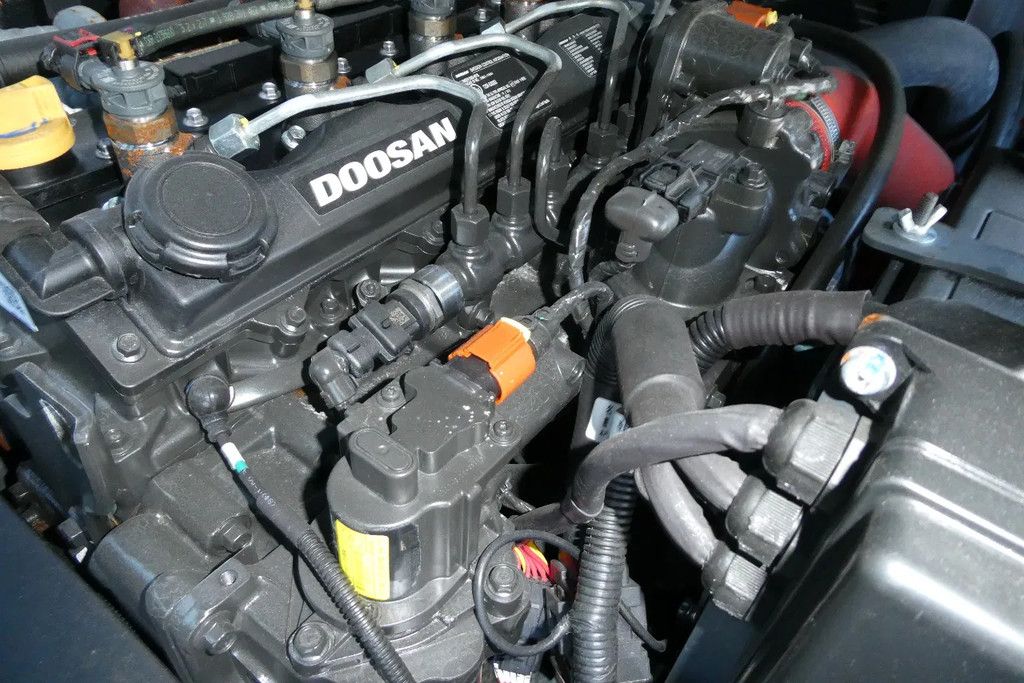 Baoli Diesel Overjarig weinig uren!! Lease € 345,-- p/m!!* KBD25 halfcabine!!