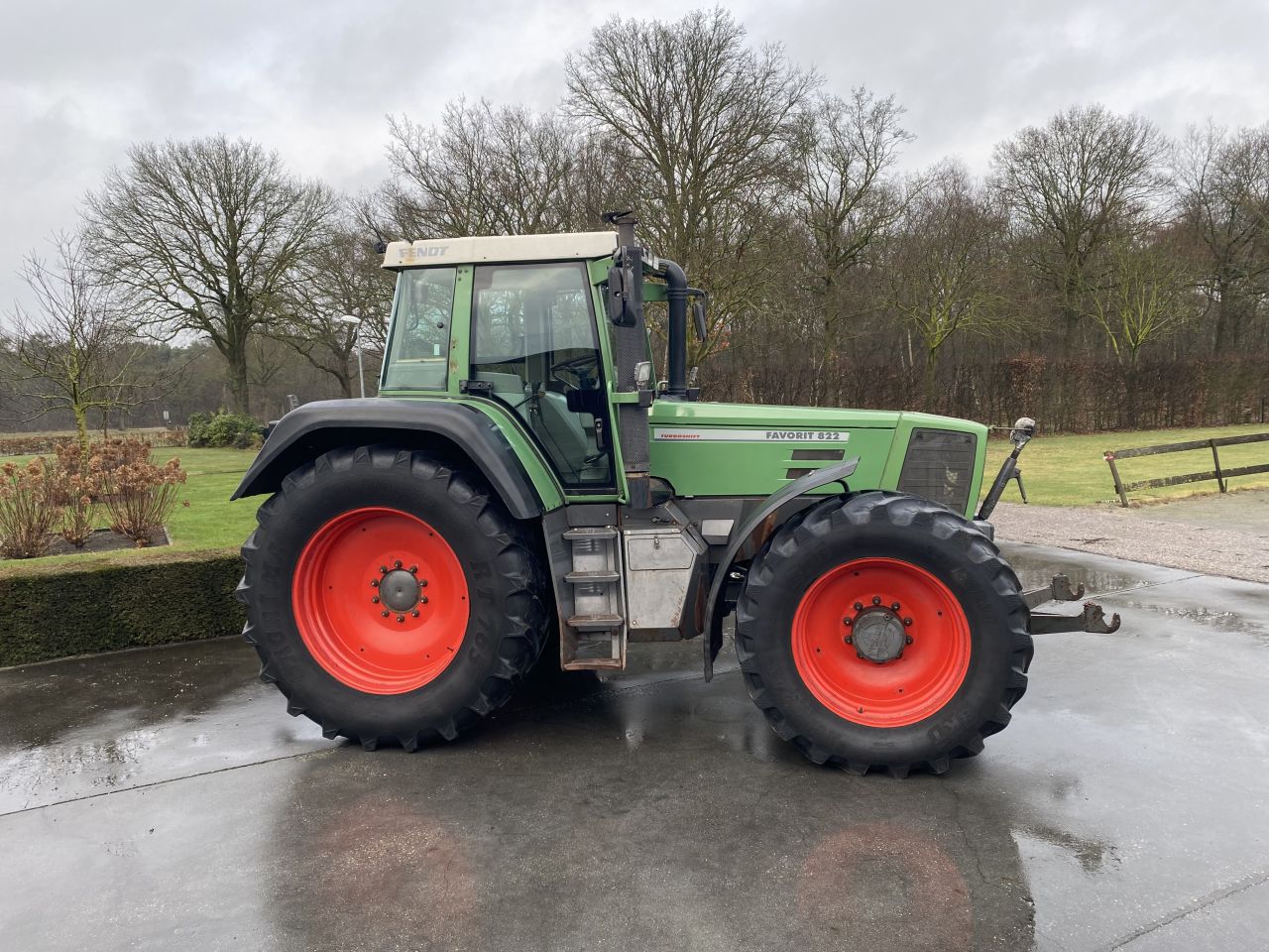 Mooie Fendt 822 turboshift