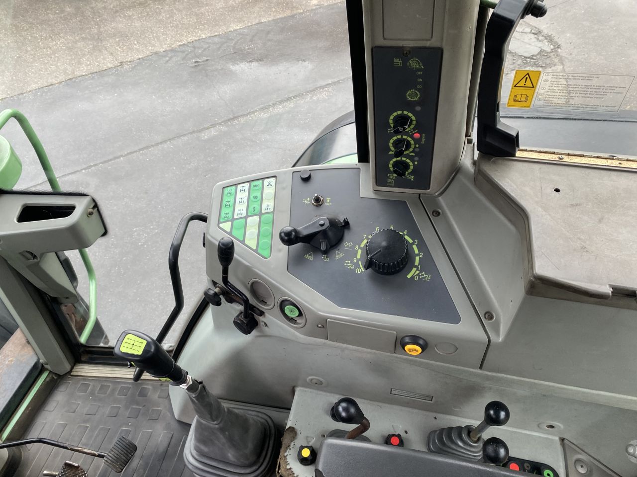 Mooie Fendt 822 turboshift