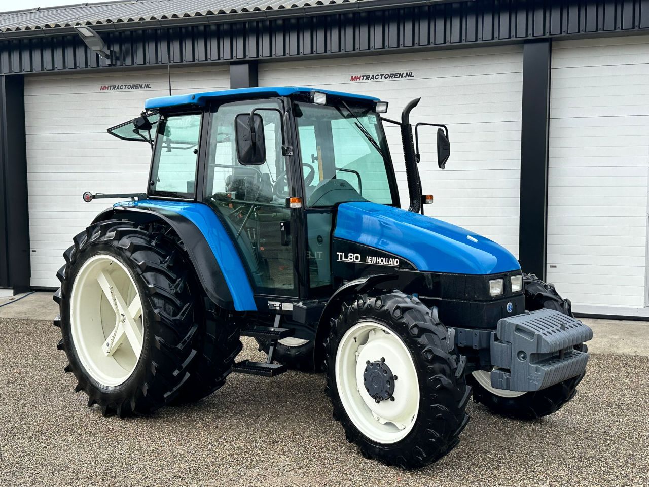 TE KOOP: zeer nette NEW HOLLAND TL80