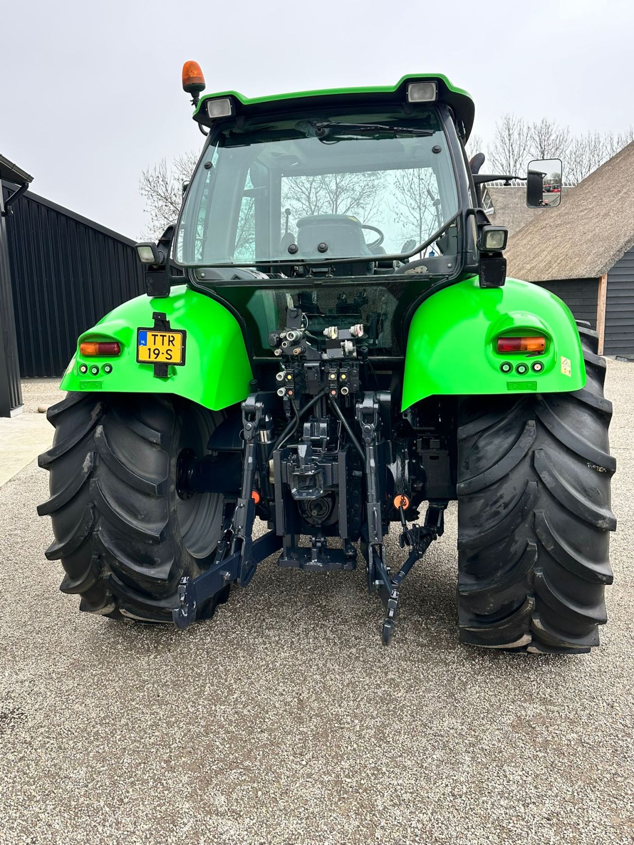 TE KOOP: zeer nette DEUTZ 1160 TTV
