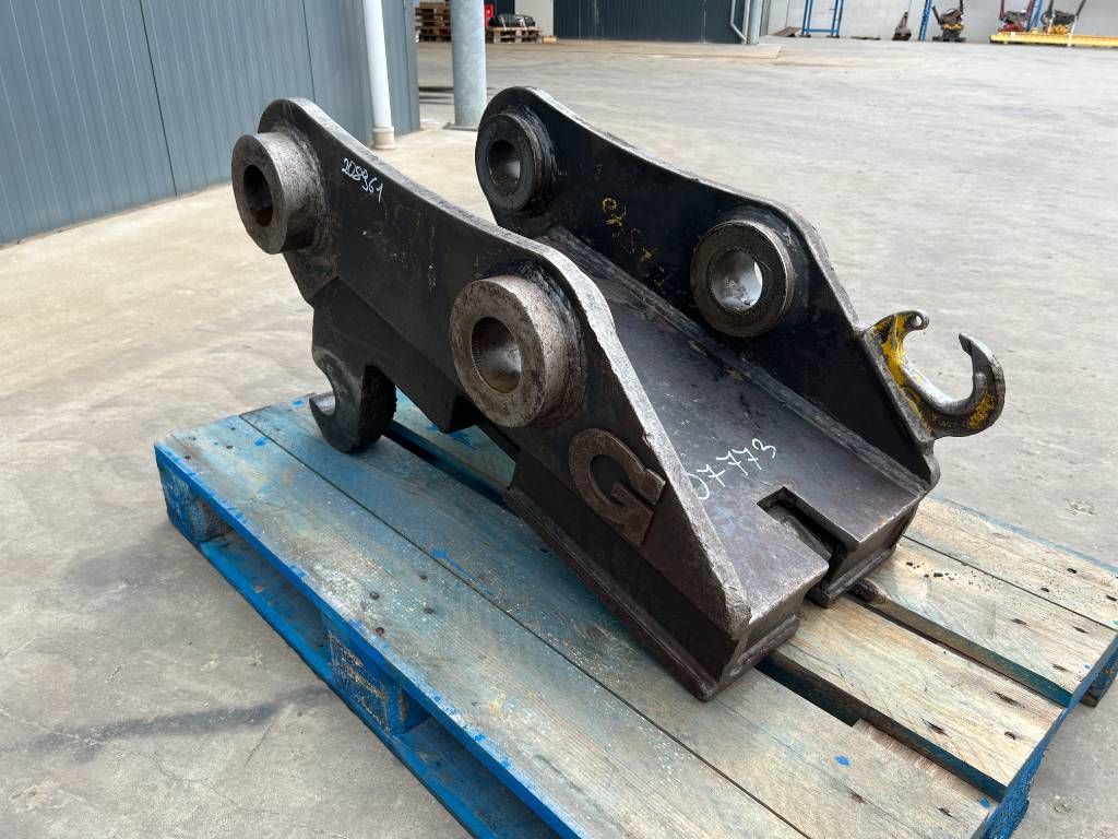 Gjerstad Volvo S1 - M318D / 320D / 320E / 320F / 323D / 32