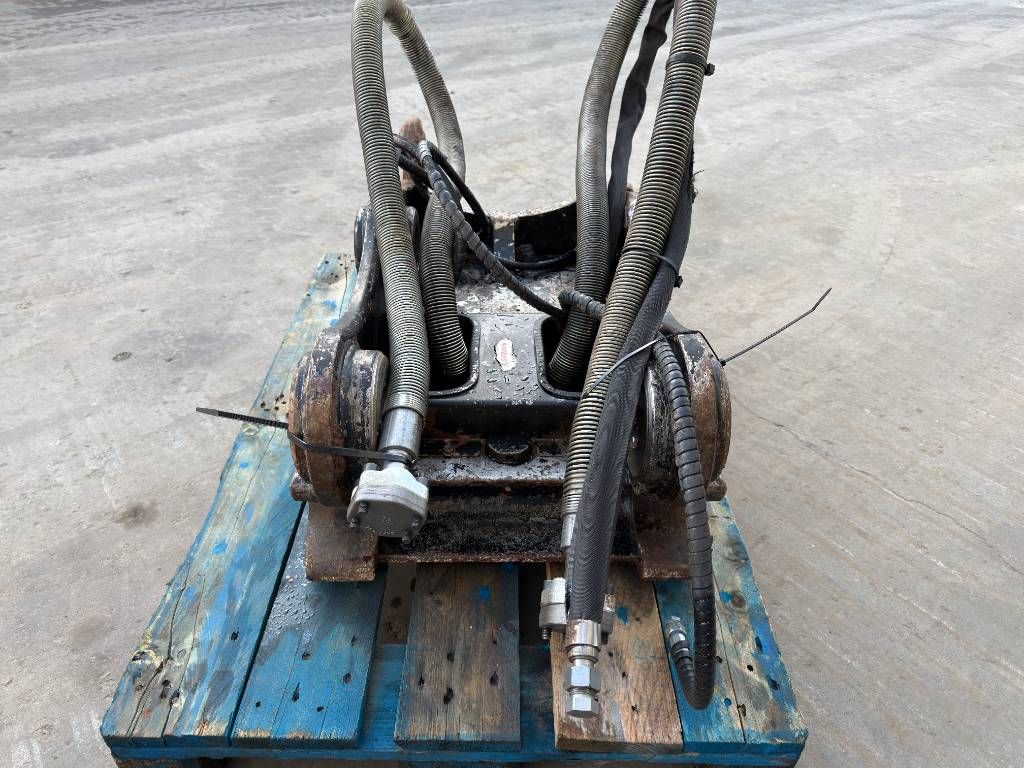 OilQuick OQ70/55 - M314F / M316F / M318F