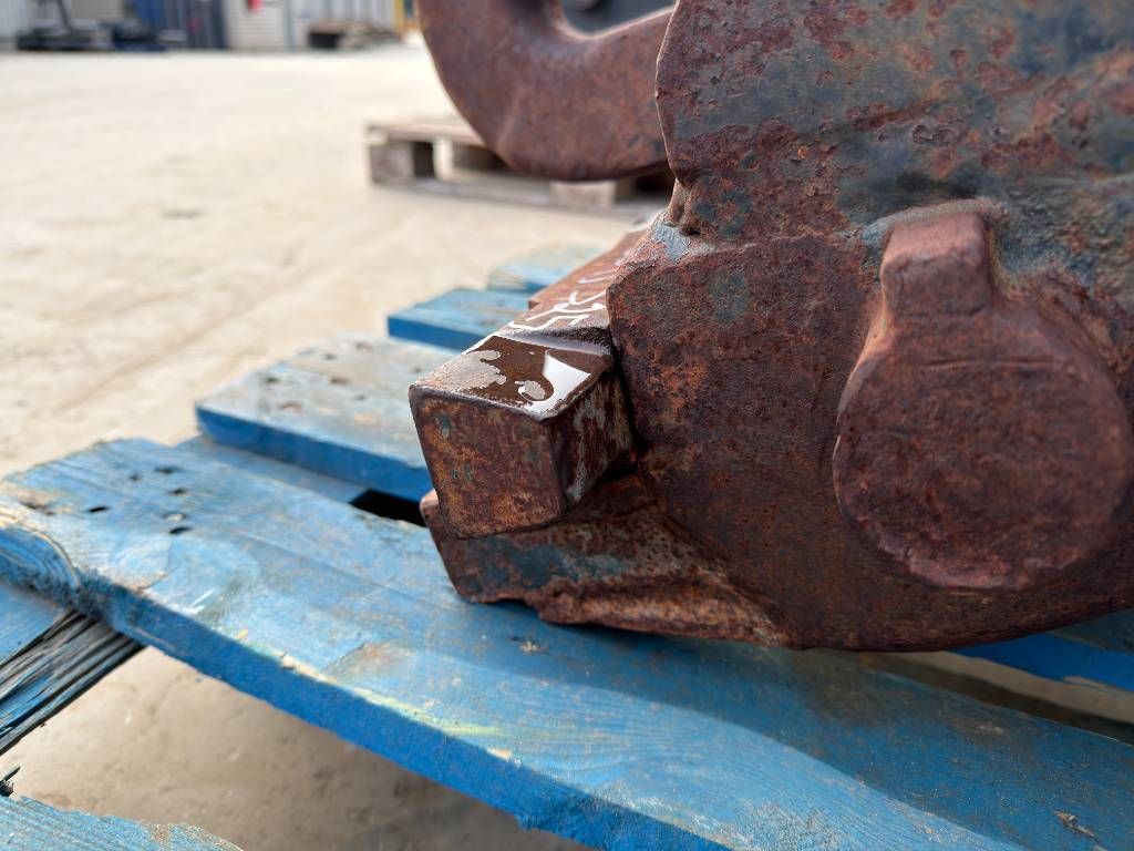 Verachtert CW40S / M318D / M320F / M322D / 320D / 320E / 323D