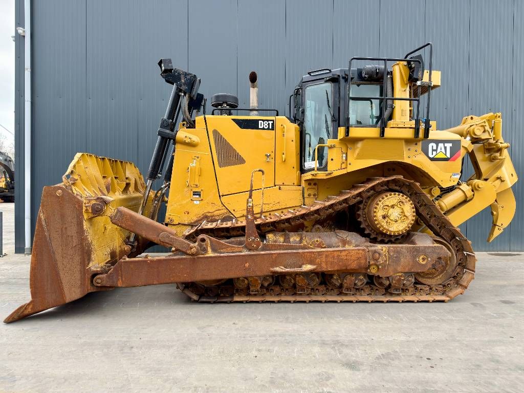 CAT D8T - CE - NEW RIPPER