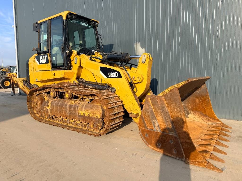 CAT 963D