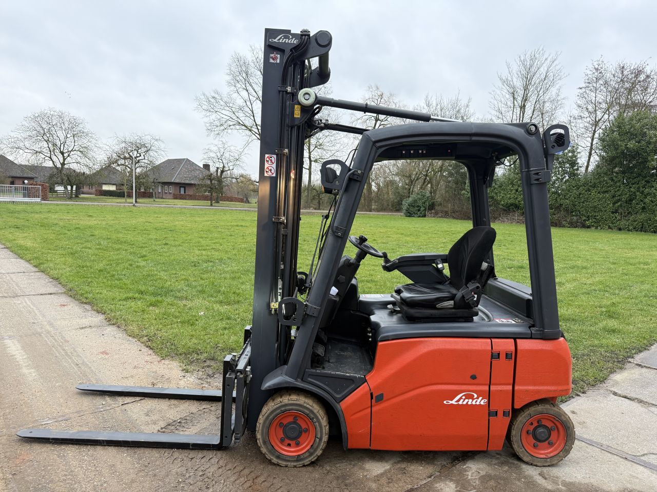 Linde 1600KG elektrisch freelift Sideshift 4e ventiel