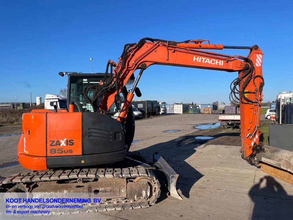 Hitachi Zx85us-5 9000 hours Good condition