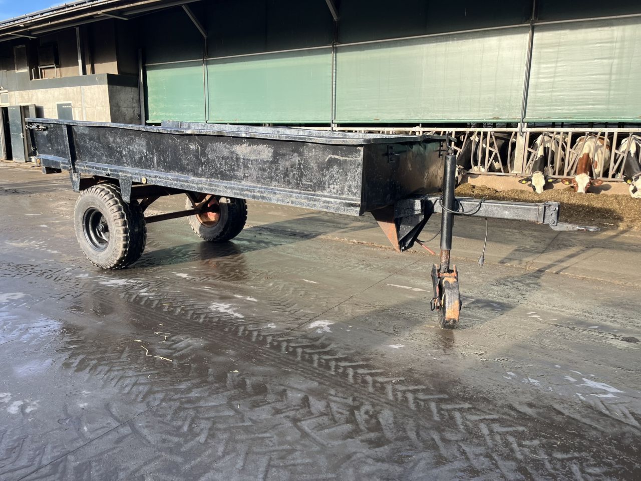 Diverse Bakkenwagens en CW30 aanbouwdelen