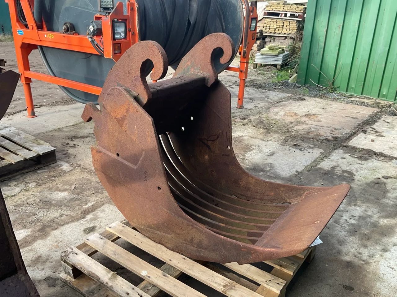 Diverse Bakkenwagens en CW30 aanbouwdelen